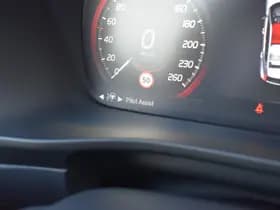 Volvo XC40 T3 156PK Momentum thumbnail 34