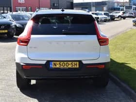 Volvo XC40 Recharge Pro thumbnail 13