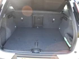 Volvo XC40 Recharge Pro thumbnail 16