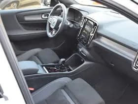Volvo XC40 Recharge Pro thumbnail 21