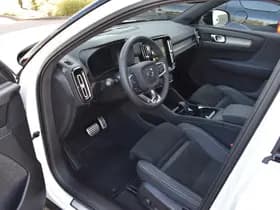 Volvo XC40 Recharge Pro thumbnail 25