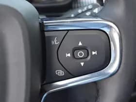 Volvo XC40 Recharge Pro thumbnail 32