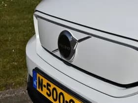 Volvo XC40 Recharge Pro thumbnail 5