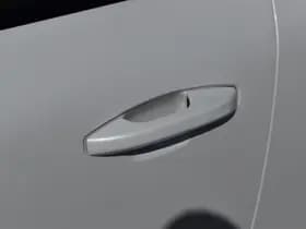 Volvo XC40 Recharge Pro thumbnail 8