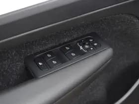 Volvo XC40 B4 211PK Business Pro thumbnail 24
