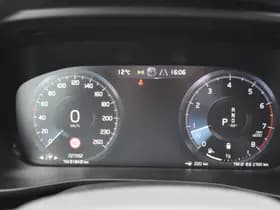 Volvo XC40 B4 211PK Business Pro thumbnail 33