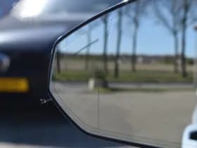 Volvo EX30 Extended Range Plus 69 kWh thumbnail 24