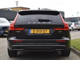 Volvo V60 B4 211PK Automaat Plus Dark thumbnail 12