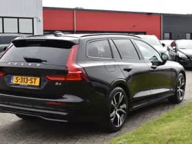 Volvo V60 B4 211PK Automaat Plus Dark thumbnail 15