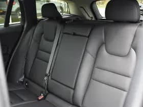 Volvo V60 B4 211PK Automaat Plus Dark thumbnail 22