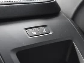 Volvo V60 B4 211PK Automaat Plus Dark thumbnail 24