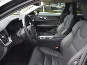Volvo V60 B4 211PK Automaat Plus Dark thumbnail 27