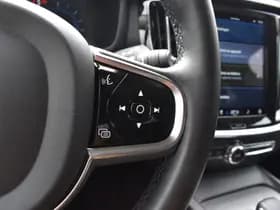 Volvo V60 B4 211PK Automaat Plus Dark thumbnail 36