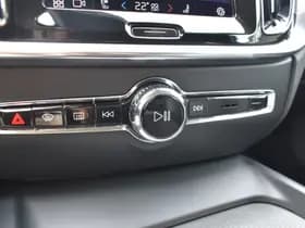 Volvo V60 B4 211PK Automaat Plus Dark thumbnail 40