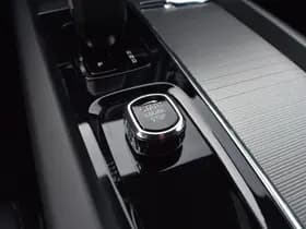 Volvo V60 B4 211PK Automaat Plus Dark thumbnail 41