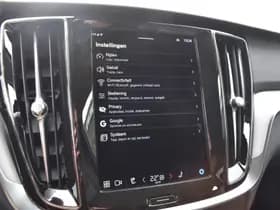 Volvo V60 B4 211PK Automaat Plus Dark thumbnail 48