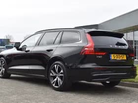 Volvo V60 B4 211PK Automaat Plus Dark thumbnail 9