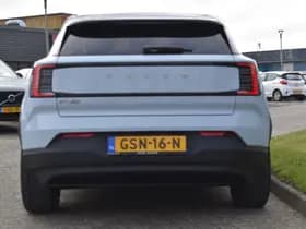 Volvo EX30 Single Motor Extended Range Plus 69 kWh thumbnail 11