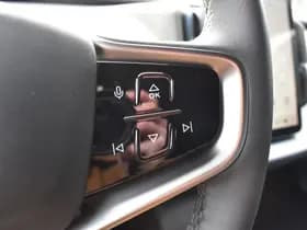 Volvo EX30 Single Motor Extended Range Plus 69 kWh thumbnail 36