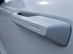 Volvo EX30 Single Motor Extended Range Plus 69 kWh thumbnail 8