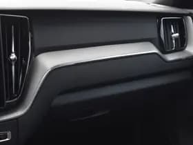 Volvo XC60 T6 AWD 350PK Plug-in Hybrid Plus Black Edition thumbnail 28