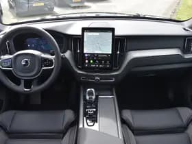 Volvo XC60 T6 AWD 350PK Plug-in Hybrid Plus Black Edition thumbnail 4