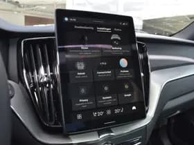 Volvo XC60 T6 AWD 350PK Plug-in Hybrid Plus Black Edition thumbnail 40