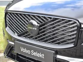Volvo XC60 T6 AWD 350PK Plug-in Hybrid Plus Black Edition thumbnail 10
