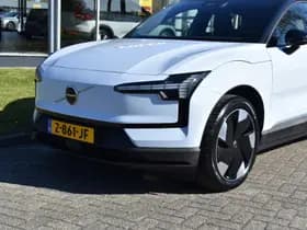Volvo EX30 thumbnail 4