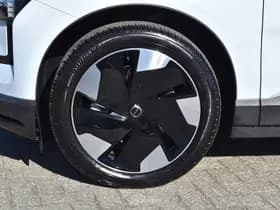 Volvo EX30 thumbnail 6