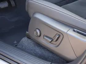 Volvo EX40 thumbnail 12