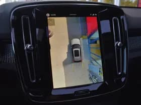 Volvo EX40 thumbnail 13