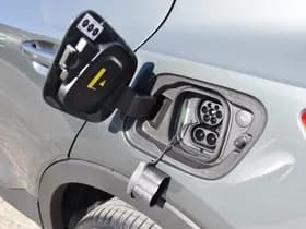 Volvo EX40 thumbnail 17
