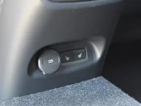 Volvo EX40 thumbnail 25