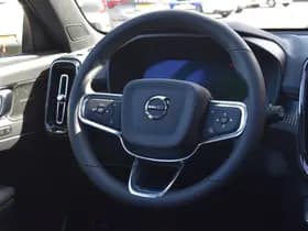 Volvo EX40 thumbnail 26