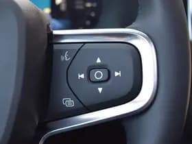 Volvo EX40 thumbnail 32