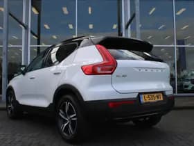 Volvo XC40 T3 Automaat R-Design thumbnail 3