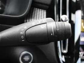 Volvo XC40 T3 Automaat R-Design thumbnail 25