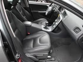 Volvo V60 Cross Country D4 Nordic+ thumbnail 44