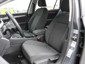 Volkswagen Golf Variant 1.5 eTSI Automaat Life Business thumbnail 13