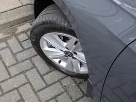 Volkswagen Golf Variant 1.5 eTSI Automaat Life Business thumbnail 64