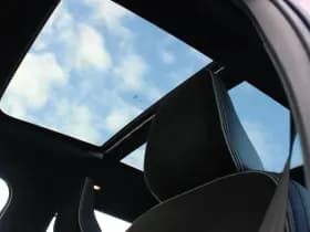 Volvo XC40 Recharge P8 AWD R-Design thumbnail 13