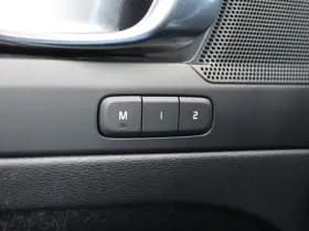 Volvo XC40 Recharge P8 AWD R-Design thumbnail 18