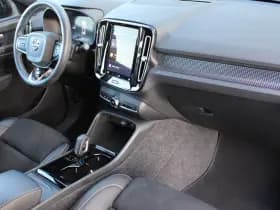 Volvo XC40 Recharge P8 AWD R-Design thumbnail 46