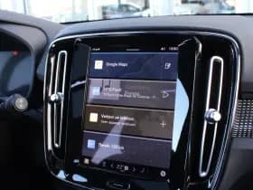 Volvo XC40 Recharge P8 AWD R-Design thumbnail 47