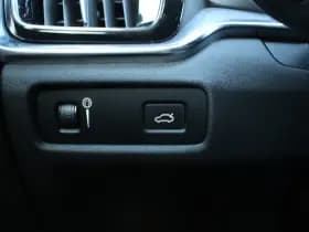 Volvo V60 T4 Automaat Momentum Pro thumbnail 21