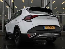 Kia Sportage 1.6 T-GDi MHEV DynamicLine thumbnail 3