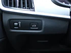 Volvo S90 T4 Automaat Momentum+ thumbnail 17