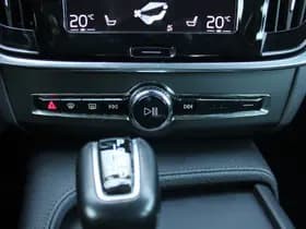 Volvo S90 T4 Automaat Momentum+ thumbnail 25
