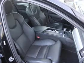 Volvo S90 T4 Automaat Momentum+ thumbnail 42